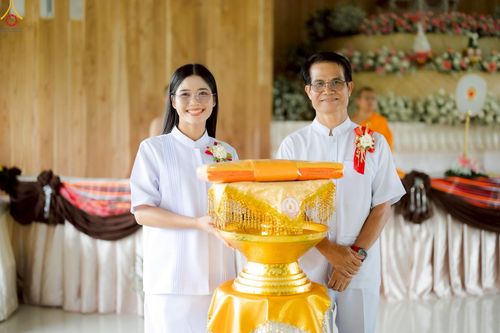 ภาพ No.234267:พิธีมุทิตาสักการะ "พระสิริรัตนเมธี" เจ้าคณะจังหวัดเลย ,พิธีถวายไทยธรรม ๙ วัด และพิธีทอดผ้าป่าเพื่อสร้างทุกสิ่ง  ในวาระทำบุญครบรอบ ๑๐ ปี ณ ศูนย์ปฏิบัติธรรมแก้วภูเรือ อ.ภูเรือ จ.เลย