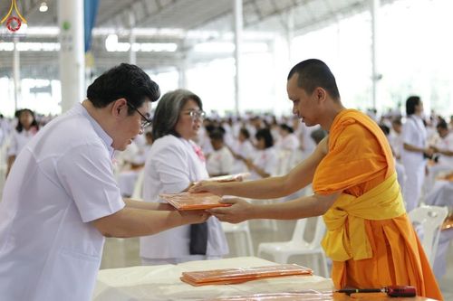 ภาพ No.150636:V.44 เพื่อพ่อ ภาพเตรียมงาน ปฎิบัติงาน ของเจ้าหน้าที่ อาสาสมัคร ทุกสถานะ เพื่อความสำเร็จ ในงานวันธรรมชัย วันอังคารที่ 27 สิงหาคม พ.ศ. 2567