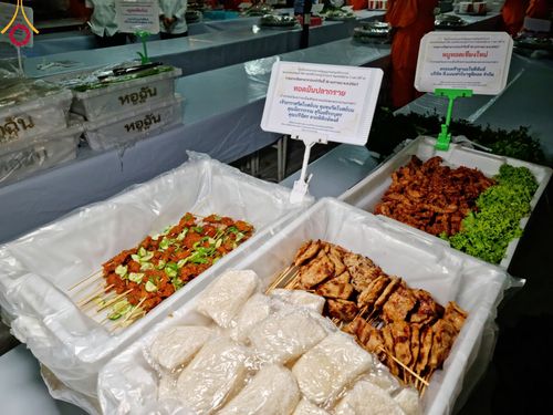 ภาพ No.114534:พิธีถวายภัตตาหารเป็นสังฆทาน แด่คณะพระธรรมยาตรา ปีที่ 12 วันที่ 18 มกราคม พ.ศ. 2567 ณ วัดโบสถ์(บน) บางคูเวียง จ.นนทบุรี