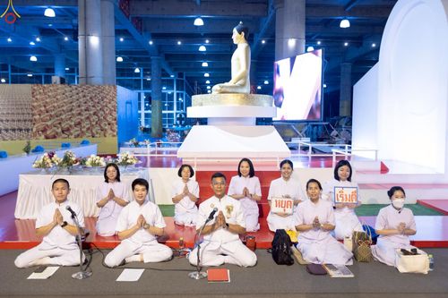 ภาพ No.241237:วันพุธที่ 27 สิงหาคม พ.ศ. 2568 พิธีฉลองชัยสวดมนต์ บทธัมมจักกัปปวัตตนสูตร ครบ 7,650,575,757 จบ ในวันธรรมชัย วัดพระธรรมกาย