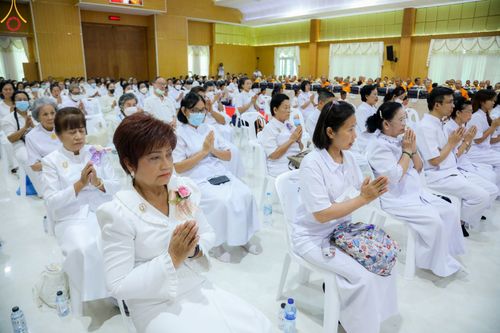 ภาพ No.89811:พิธีวางแผ่นจารึกชื่อ เพื่อนำไปประดิษฐานไว้ในฐานองค์พระประธาน เนื่องในโอกาสครบรอบ 10 ปี ศูนย์ปฏิบัติธรรมนครราชสีมา วันอาทิตย์ที่ 24 กันยายน พ.ศ. 2566