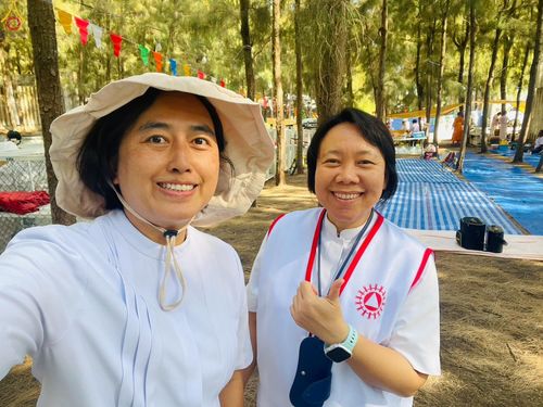 ภาพ No.300458:ภาพเบื้องหลังอาสาสมัครรวมใจ ชุดที่ 3 ในโครงการธรรมยาตรา กตัญญูบูชา มหาปูชนียาจารย์ พระมงคลเทพมุนี(สด จนฺทสโร) พระผู้ปราบมาร อนุสรณ์สถาน 7 แห่ง ปีที่ 14