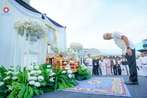 ภาพ No.313849:วันอาทิตย์ที่ 14 มีนาคม พ.ศ. 2569 ทำบุญเมืองหาดใหญ่ตักบาตรพระ 1,109 รูป เติมบุญใหญ่ หลังวิกฤตมหาอุทกภัย ณ ซุ้มประตูไชน่าทาวน์ ถนนศุภสารรังสรรค์ อ.หาดใหญ่ จ.สงขลา