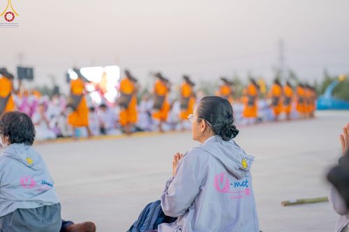 ภาพ No.117893:V.17 สำเร็จๆ การเตรียมงาน เก็บงาน การรับบุญของเจ้าหน้าที่หน่วยงานต่างๆ เพื่อโครงการธรรมยาตรา กตัญญูบูชามหาปูชนียาจารย์ พระมงคลเทพมุนี (สด จนฺทสโร) พระผู้ปราบมาร อนุสรณ์สถาน 7 แห่ง ปีที่ 12 ระหว่างวันที่ 2 - 31 มกราคม พ.ศ.2567