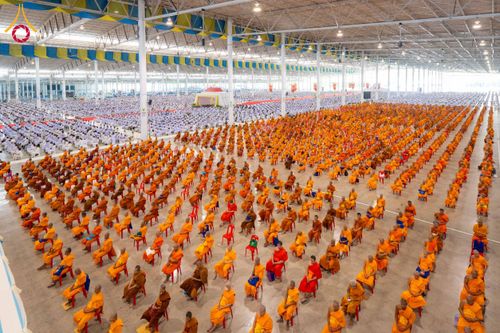 ภาพ No.209281:วันเสาร์ที่ 1 มีนาคม พ.ศ. 2568 สัมมนาใหญ่ ผู้นำบุญ 10,000 คน เพื่องานมหาสังฆทาน 40,000 กว่าวัดทั่วประเทศ ณ สภาธรรมกายสากล วัดพระธรรมกาย