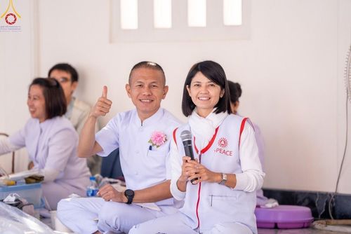 ภาพ No.205600:V.53 สารพัดV สารพัดดี ที่วัดโบสถ์บน ในโครงการธรรมยาตรา กตัญญูบูชา มหาปูชนียาจารย์ พระมงคลเทพมุนี(สด จนฺทสโร) พระผู้ปราบมาร อนุสรณ์สถาน 7 แห่ง ปีที่ 13 ระหว่างวันที่ 2-31 มกราคม พ.ศ. 2568