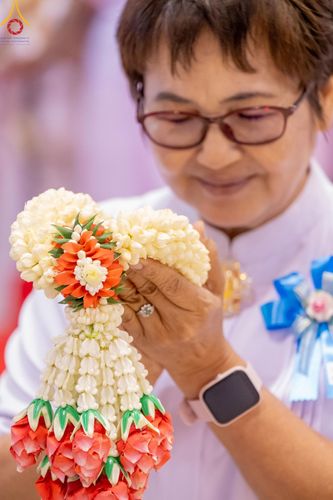 ภาพ No.154420:พิธีบูชาครูผู้ค้นพบวิชชาธรรมกาย ณ สภาธรรมกายสากล วัดพระธรรมกาย วันอังคารที่ 17 กันยายน พ.ศ. 2567