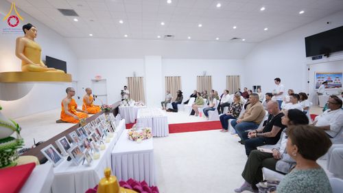 ภาพ No.326070:วันเสาร์ที่ 25 เมษายน พ.ศ.2569 จัดงาน CANDLELIGHT MEDITATION & VIGIL ณ วัดพระธรรมกายเทนเนสซี ประเทศสหรัฐอเมริกา