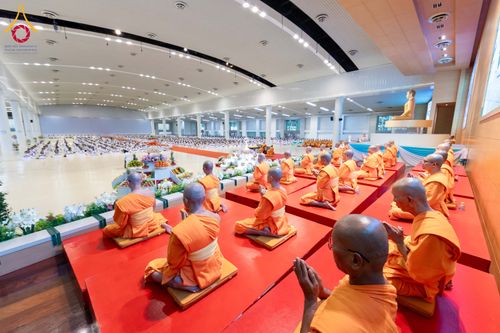 ภาพ No.287657:วันที่ 1 มกราคม พ.ศ. 2569 พิธีบูชาข้าวพระ ณ สภาธรรมกายสากล วัดพระธรรมกาย