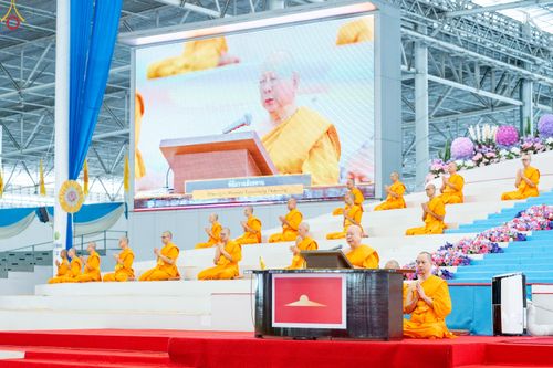 ภาพ No.286436:วันอาทิตย์ที่ 13 กรกฎาคม พ.ศ.2568 พิธีปฎิบัติธรรม และพิธีจุดเทียนใจ ไฟนิรันดร์ อนันตชัย ณ สภาธรรมกายสากล วัดพระธรรมกาย