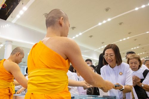 ภาพ No.281119:วันที่ 21 ธันวาคม พ.ศ.2568 พิธีมุทิตาหลวงพ่อทัตตชีโว ณ ห้องแก้วสารพัดนึก วัดพระธรรมกาย