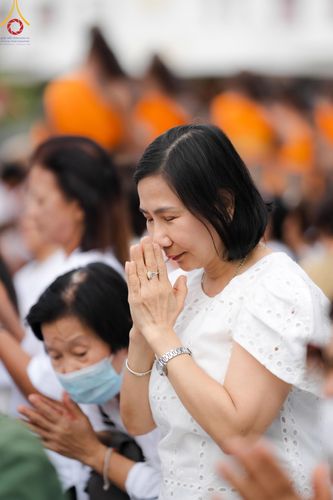 ภาพ No.128428:พิธีอัญเชิญพระบรมสารีริกธาตุ " ใจกลางเมืองนครหาดใหญ่ " เพื่อประดิษฐาน ณ มหารัตนเจดีย์สิริปทุมสวรรค์ (เจดีย์อริยพุทธะ 5 พระองค์) ศูนย์ปฏิบัติธรรมภาคใต้ อ.บางกล่ำ จ.สงขลา  วันที่ 9 มีนาคม พ.ศ.2567 (ชุดที่ 1)