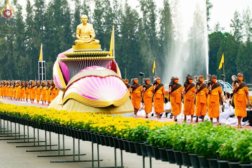 ภาพ No.120246:พิธีต้อนรับพระธรรมยาตรา ในโครงการธรรมยาตรา กตัญญูบูชา มหาปูชนียาจารย์ พระมงคลเทพมุนี(สด จนฺทสโร) พระผู้ปราบมาร อนุสรณ์สถาน 7 แห่ง ปีที่ 12 วันที่ 28 มกราคม พ.ศ. 2567 ณ วัดพระธรรมกาย จ.ปทุมธานี