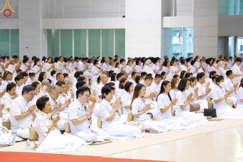 ภาพ No.207464:พิธีตักบาตร และปฏิบัติธรรมช่วงสาย ในวันมาฆบูชา วันพุธที่ 12 กุมภาพันธ์ พ.ศ. 2568 ณ วัดพระธรรมกาย จังหวัดปทุมธานี