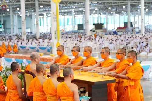 ภาพ No.65386:พิธีรับมอบต้นสมบัติจักรพรรดิ เพื่องานเผยแผ่พระพุทธศาสนาวิชชาธรรมกายไปทั่วโลก แด่ศูนย์ส่งเสริมศีลธรรมทั่วโลก 221 แห่ง ในวันอาทิตย์ต้นเดือนที่ 4 ธันวาคม พ.ศ. 2565 ณ วัดพระธรรมกาย จ.ปทุมธานี