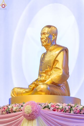 ภาพ No.89882:พิธีปฎิบัติธรรมและพิธีทอดผ้าป่าสมทบกฐินครั้งที่ 3 เนื่องใน 139 ปี วันคล้ายวันเกิดด้วยรูปกายเนื้อ พระมงคลเทพมุนี (สด จนฺทสโร) พระผู้ปราบมาร วันอังคารที่ 10 ตุลาคม พ.ศ. 2566 ณ วัดพระธรรมกาย จ.ปทุมธานี