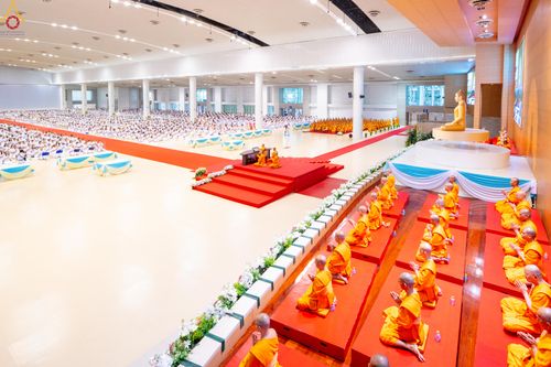 ภาพ No.311725:วันอังคารที่ 3 มีนาคม พ.ศ.2569 ปฏิบัติธรรมภาคสายวันมาฆบูชา พิธีถวายภัตตาหารเป็นสังฆทาน ณ สภาธรรมกายสากล วัดพระธรรมกาย