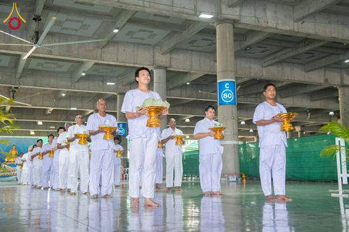 ภาพ No.339729:วันที่ 19 กรกฎาคม พ.ศ.2569 พิธีตัดปอยผม โครงการบวชพระนานาชาติ AEC และ WAB รุ่นที่ 10 THE AEC & INTERNATIONAL ORDINATION PROGRAM ณ มหารัตนวิหารคด 30 วัดพระธรรมกาย ปทุมธานี