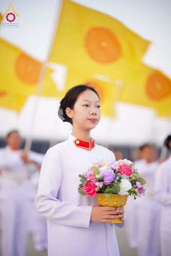 ภาพ No.320784:วันเสาร์ที่ 11 เมษายน พ.ศ.2569 พิธีเวียนประทักษิณ พิธีวันทาเจดีย์ โครงการอุปสมบทหมู่ บูชาธรรมหลวงพ่อธัมมชโย พ.ศ.2569 โครงการอุปสมบทหมู่ธรรมทายาท ระดับอุดมศึกษา รุ่น 53 (ภาคฤดูร้อน) ณ วัดพระธรรมกาย ปทุมธานี