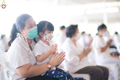 ภาพ No.66405:พิธีถวายอุปกรณ์เครื่องกันหนาว แด่คณะพระภิกษุ สามเณร วัดพระธรรมกาย วันเสาร์ที่ 10 ธันวาคม พ.ศ. 2565 ณ สภาธรรมกายสากล วัดพระธรรมกาย จ.ปทุมธานี