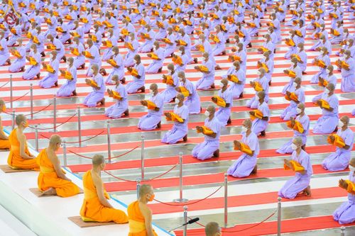 ภาพ No.64322:พิธีบรรพชาสามเณรธรรมทายาท โครงการอุปสมบทบูชาธรรมมหาปูชนียาจารย์ วันเสาร์ที่ 26 พฤศจิกายน พ.ศ. 2565 ณ วัดพระธรรมกาย จ.ปทุมธานี