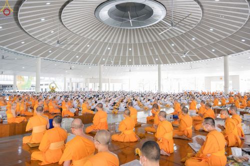 ภาพ No.72777:พิธีเจริญพระพุทธมนต์ และถวายภัตตาหารเป็นสังฆทาน เนื่องในวันคล้ายวันเกิด ครบรอบ 114 ปี คุณยายอาจารย์มหารัตนอุบาสิกาจันทร์ ขนนกยูง วันที่ 19 มกราคม พ.ศ. 2566 ณ หอฉันคุณยายอาจารย์ฯ วัดพระธรรมกาย จ.ปทุมธานี