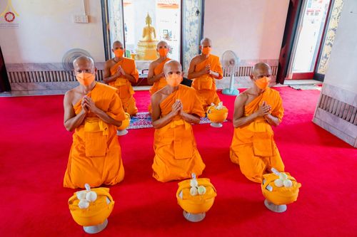 ภาพ No.65820:พิธีอุปสมบทวัดโปรดเกศเชษฐาราม อ.พระประแดง จ.สมุทรปราการ รับบุญจัดงานโดยสำนักพัฒนาเยาวชนโลก ในโครงการอุปสมบทบูชาธรรม มหาปูชนียาจารย์ประจำปี 2565 เมื่อวันที่ 7 ธันวาคม พ.ศ. 2565