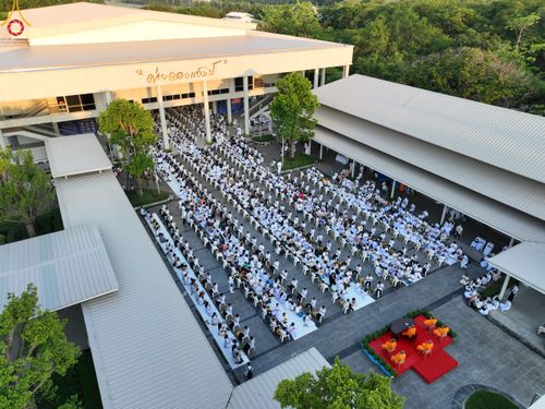 ภาพ No.78402:พิธีตัดปอยผม โครงการหน่อแก้วเปรียญธรรมรุ่นที่ 11  วันที่ 26 มีนาคม พ.ศ.2566  ณ หมู่กุฏิสามเณร อาคารค่ายจองแชมป์ วัดพระธรรมกาย