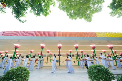 ภาพ No.83379:พิธีบรรพชาอุปสมบทหมู่ธรรมทายาทนานาชาติ (ภาคภาษาจีน) รุ่นที่ 18 ณ โบสถ์พระไตรปิฎก วัดพระธรรมกาย จ.ปทุมธานี วันเสาร์ที่ 15 กรกฎาคม 2566