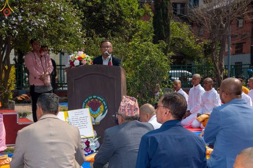 ภาพ No.77598:พิธีตัดปอยผมและปลงผมนาคธรรมทายาท ในโครงการบรรพชาสามเณรหมู่ ประเทศเนปาล วันที่ 11 มีนาคม พ.ศ.2566