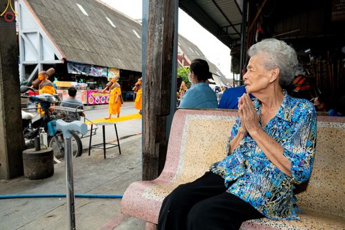 ภาพ No.69010:พิธีต้อนรับพระธรรมยาตรา ในโครงการธรรมยาตรากตัญญูบูชา มหาปูชนียาจารย์ พระมงคลเทพมุนี(สด จนฺทสโร) พระผู้ปราบมาร อนุสรณ์สถาน 7 แห่ง ปีที่ 11 วันที่ 3 มกราคม พ.ศ. 2566 ณ อนุสรณ์สถานมหาวิหารพระมงคลเทพมุนี จ.สุพรรณบุรี