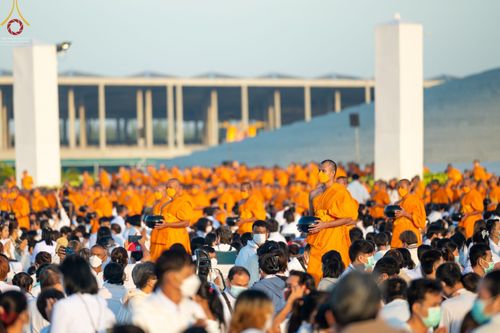 ภาพ No.68721:พิธีตักบาตรฉลองพระใหม่ วันที่ 1 มกราคม พ.ศ. 2566 ณ วัดพระธรรมกาย จ.ปทุมธานี
