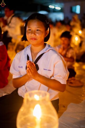 ภาพ No.292183:วันที่ 10 มกราคม พ.ศ. 2569 พิธีจุดประทีปถวายเป็นพุทธบูชา และบูชาธรรมมหาปูชนียาจารย์  ณ อนุสรณ์สถานคลองบางนางแท่น อ.สามพราน จ.นครปฐม ในโครงการธรรมยาตรา กตัญญูบูชา มหาปูชนียาจารย์ พระมงคลเทพมุนี(สด จนฺทสโร) พระผู้ปราบมาร อนุสรณ์สถาน 7 แห่ง ปีที่ 14