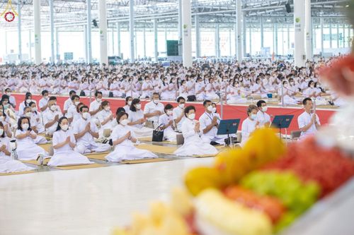 ภาพ No.68854:พิธีบูชาข้าวพระต้อนรับปีใหม่ วันที่ 1 มกราคม พ.ศ. 2566 ณ วัดพระธรรมกาย จ.ปทุมธานี