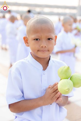 ภาพ No.319402:วันเสาร์ที่ 4 เมษายน พ.ศ.2569 พิธีขอขมา มอบผ้าไตร และถวายบาตรแด่นาคธรรมทายาท ในโครงการบรรพชาสามเณรฟื้นฟูพระพุทธศาสนาทั่วไทย โครงการหน่อแก้วเปรียญธรรม รุ่นที่ 14 โครงการสามเณรยุวธรรมทายาท รุ่นที่ 34 โครงการสามเณรมัชฌิมธรรมทายาท รุ่นที่ 30 ณ สภาธรรมกายสากล