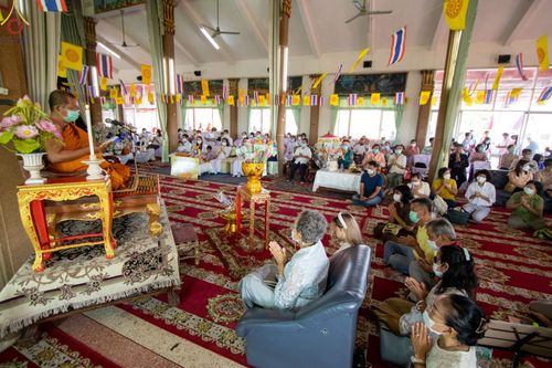 ภาพ No.63528:พิธีทอดกฐินสามัคคีทั่วไทย 5,000 วัด โดยคณะศิษยานุศิษย์วัดพระธรรมกาย น้อมบูชาธรรม 78 ปี หลวงพ่อธัมมชโย วันที่ 29 ตุลาคม พ.ศ. 2565 ณ วัดขุมแก้ว อ.ธัญบุรี จ.ปทุมธานี