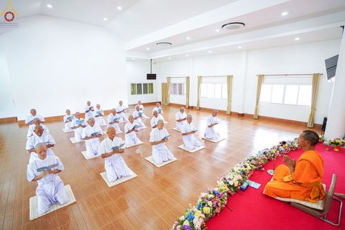 ภาพ No.64199:กิจวัตรกิจกรรมของนาคธรรมทายาท ณ ศูนย์ปฏิบัติธรรมลำปาง ในโครงการอุปสมบทบูชาธรรมมหาปูชนียาจารย์ วันที่ 21 พฤศจิกายน พ.ศ. 2565