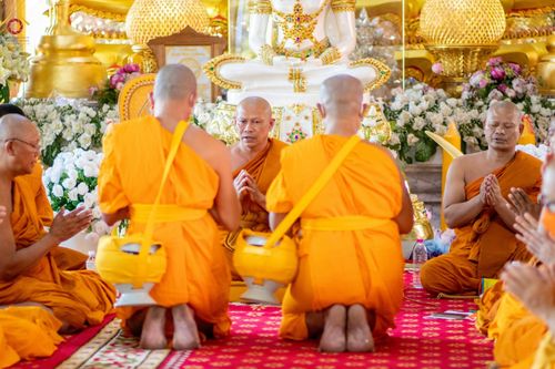 ภาพ No.65906:พิธีอุปสมบทวัดแค อ.พระสมุทรเจดีย์ จ.สมุทรปราการ รับบุญจัดงานโดยสำนักพัฒนาเยาวชนโลก ในโครงการอุปสมบทบูชาธรรม มหาปูชนียาจารย์ประจำปี 2565 เมื่อวันที่ 7 ธันวาคม พ.ศ. 2565