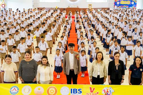 ภาพ No.283952:วันที่ 18 พฤศจิกายน พ.ศ. 2568 พิธีทอดกฐินสามัคคีทั่วไทย 30,000 วัด  โดยคณะศิษยานุศิษย์ บูชาธรรม 81 ปี  หลวงพ่อธัมมชโย  ณ วัดสวายสอ จ.บุรีรัมย์