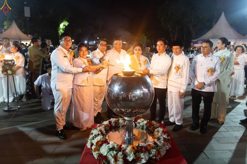 ภาพ No.333318:วันอาทิตย์ที่ 31 พฤษภาคม พ.ศ. 2569 MBMI ,WALUB , มูลนิธิธรรมกาย , การท่องเที่ยวและการบินแห่งอินโดนีเซีย (injourney destinations) , สหภาพพระธรรมทูตไทยในอินโดนีเซีย-แอฟริกา และเครือข่าย คณะสงฆ์มหายาน , วัชรยาน และเถรวาท ในอินโดนีเซีย ร่วมกันการจัดงานเฉลิมฉ