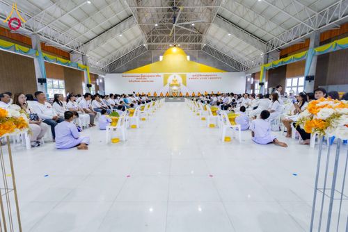 ภาพ No.317415:วันอาทิตย์ ที่ 29 มีนาคม พ.ศ.2569  พิธีปลงผม , พิธีขอขมามอบบาตรและผ้าไตร , พิธีบรรพชา ณ ศูนย์ปฏิบัติธรรมสมุทรปราการ จำนวน 42 รูป