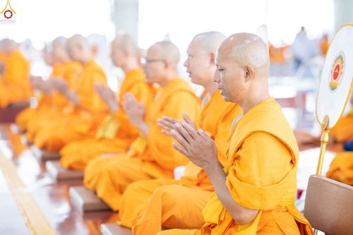 ภาพ No.348178:วันที่ 10 กันยายน พ.ศ.2569 พิธีสวดพระพุทธมนต์ และถวายภัตตาหารเป็นสังฆทาน เนื่องในวันครบ 26 ปี วันคล้ายละสังขาร คุณยายอาจารย์มหารัตนอุบาสิกาจันทร์ ขนนกยูง ณ หอฉันคุณยายอาจารย์ฯ วัดพระธรรมกาย