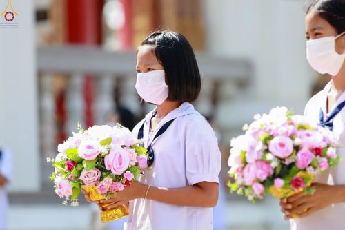 ภาพ No.67051:พิธีอุปสมบทวัดหนองกระดี่ อ.สองพี่น้อง จ.สุพรรณบุรี รับบุญจัดงานโดย สำนักพัฒนาเยาวชนโลก เมื่อวันที่ 7 ธันวาคม พ.ศ. 2565