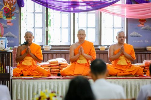 ภาพ No.285432:วันเสาร์ที่ 6 ธันวาคม พ.ศ.2568  พิธีอุปสมบทหมู่ ธรรมทายาท รุ่นบูชาธรรมมหาปูชนียาจารย์ ประจำปี 2568  ณ วัดเกาะแก้วประชานุรักษ์ ต.ชัยนาม อ.วังทอง จ.พิษณุโลก