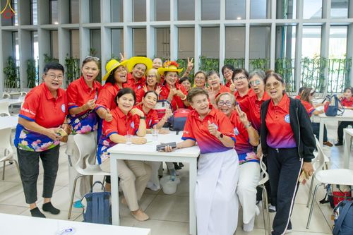 ภาพ No.321138:วันที่ 10 เมษายน พ.ศ.2569 โครงการส่งเสริมและสนับสนุนการเรียนรู้สำหรับผู้สูงอายุ ประจำปีงบประมาณ พ.ศ.2569 จัดโดย ฝ่ายสังคมสงเคราะห์ กองสวัสดิการสังคม องค์การบริหารตำบลคลองสาม จ.ปทุมธานี ณ วัดพระธรรมกาย