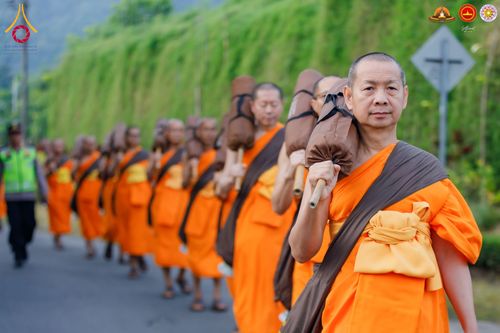 ภาพ No.280045:วันที่ 31 ธันวาคม พ.ศ. 2568 เดินธรรมยาตราที่บรมพุทธโธ อินโดนีเซีย