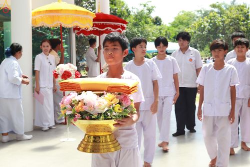 ภาพ No.283140:วันอาทิตย์ที่ 26 ตุลาคม พุทธศักราช 2568 พิธีทอดกฐินสามัคคี กตัญญูบูชาธรรมมหาปูชนียาจารย์ และโครงการกฐินทั่วไทย 30,000 วัด บูชาธรรม 81 ปีหลวงพ่อธัมมชโย  ณ ศูนย์อบรมเยาวชนอุตรดิตถ์