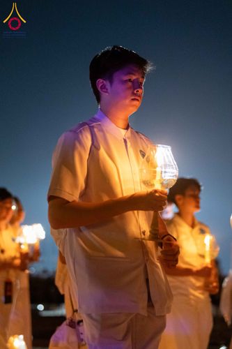 ภาพ No.312300:วันอังคารที่ 3 มีนาคม พ.ศ.2569 พิธีเวียนประทักษิณและจุดมาฆประทีป (ภาพชุดที่ 2) ณ ลานธรรมพระมหาธรรมกายเจดีย์ วัดพระธรรมกาย