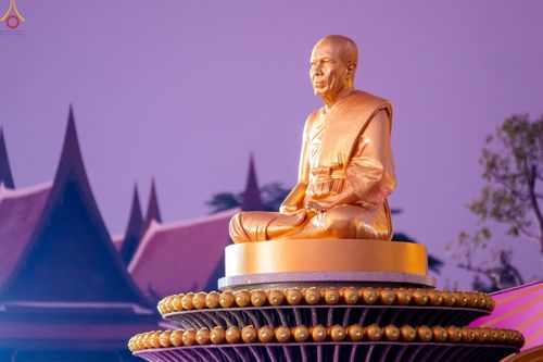 ภาพ No.294320:วันที่ 14 มกราคม พ.ศ. 2569 พิธีตักบาตรพระธรรมยาตรา ณ วัดสองพี่น้อง ต.ต้นตาล อ.สองพี่น้อง จ.สุพรรณบุรี ในโครงการธรรมยาตรา กตัญญูบูชา มหาปูชนียาจารย์ พระมงคลเทพมุนี(สด จนฺทสโร) พระผู้ปราบมาร อนุสรณ์สถาน 7 แห่ง ปีที่ 14