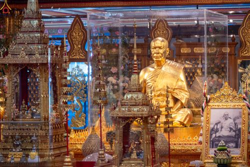 ภาพ No.299926:วันที่ 22 มกราคม พ.ศ.2569 พระธรรมยาตราปฏิบัติธรรม และถ่ายภาพหมู่ประวัติศาสตร์ ณ อาคารธรรมยาตรา กตัญญูบูชามหาปูชนียาจารย์  ตรงข้ามวัดปากน้ำภาษีเจริญ จ.กรุงเทพมหานคร ในโครงการธรรมยาตรา กตัญญูบูชา มหาปูชนียาจารย์ พระมงคลเทพมุนี(สด จนฺทสโร) พระผู้ปราบมาร อนุ